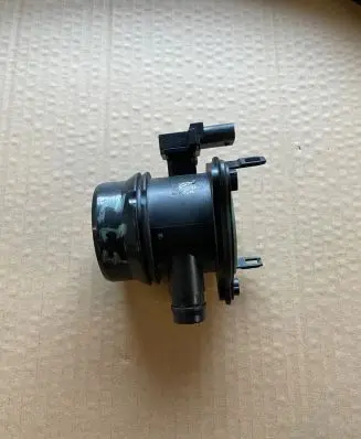BMW 2 F22 F23 Mass air flow meter 7638457