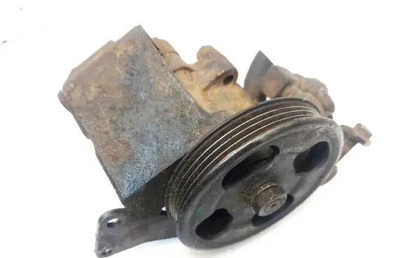 Nissan Almera Power steering pump 4911052y00 28042435