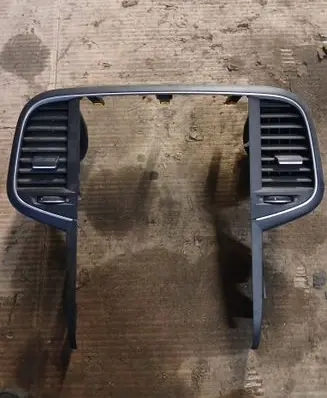 Renault Talisman Dashboard center trim panel 68260