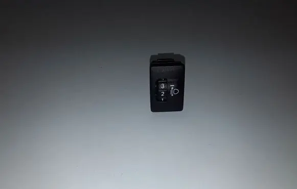 Toyota Yaris Light switch 8415202080
