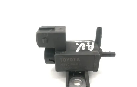 Toyota Avensis T250 Turbo solenoid valve 258600R010