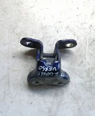 Toyota Corolla Verso AR10 Front door lower hinge 