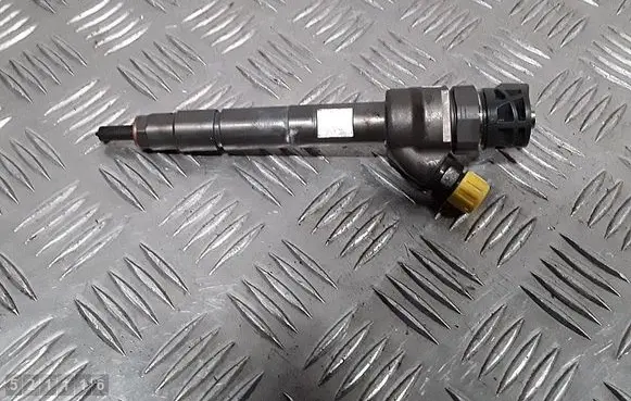 BMW 3 F30 F35 F31 Fuel injector 0445110478 7810702