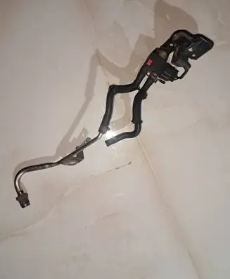 Toyota Avensis T270 Exhaust gas pressure sensor 8948120030