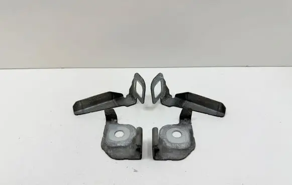 Volvo V60 Radiator support slam panel bracket 31378002 31378000 31349723
