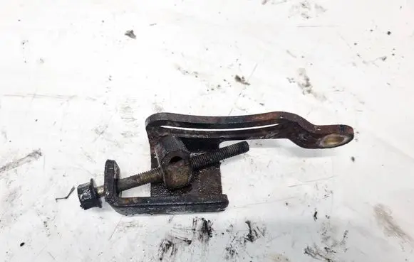 Mitsubishi Space Star Engine mounting bracket 