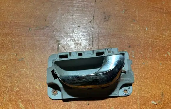 Volvo S80 Front door interior handle 09170046