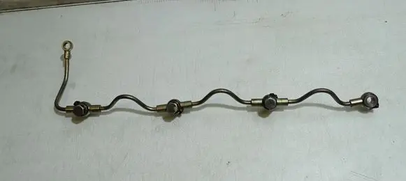 Mitsubishi Pajero Fuel line pipe