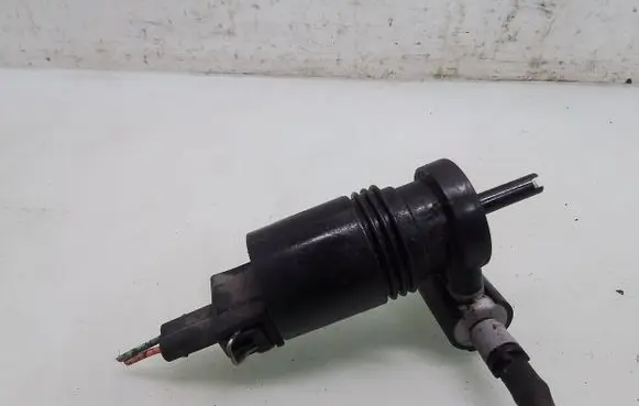 Nissan Note (E11) Windscreen/windshield washer pump