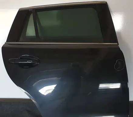 Mazda 6 Rear door