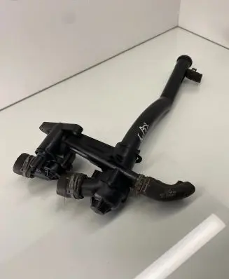 Thermostat/thermostat housing