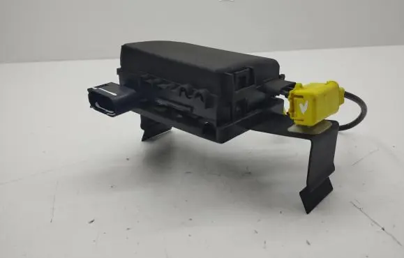 Bentley Flying Spur Battery relay fuse 3W0937506A 3W0937550A