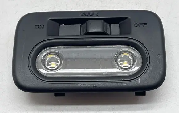 Subaru Forester SL Boot/trunk interior light 31302