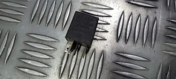 Renault Clio II Other relay 7700414484 29201041
