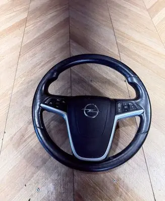Opel Insignia A Steering wheel 13306885 9561
