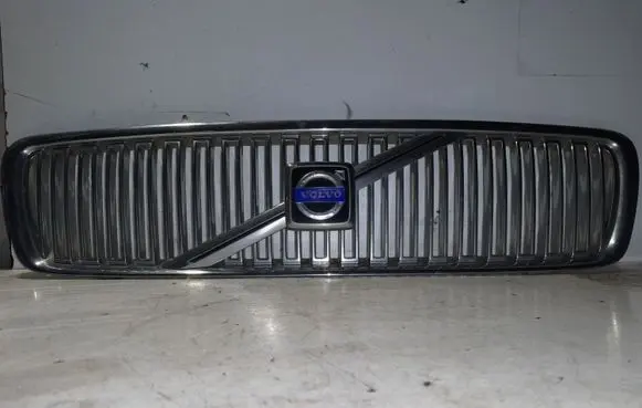 Volvo V70 Front bumper upper radiator grill 8659875