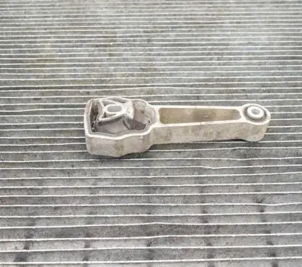 Volvo XC60 Engine mount bracket 31430441