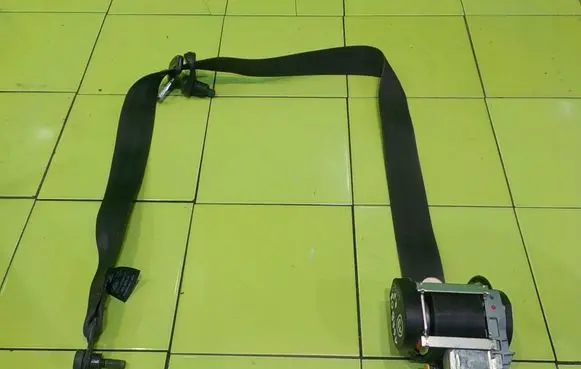 Ford Transit - Tourneo Connect Front seatbelt DT11K61294ACW 16AB3