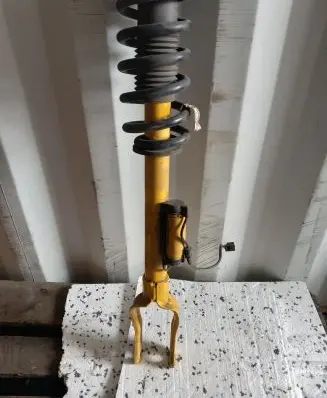 Jeep Grand Cherokee Front shock absorber/damper P05181701AF