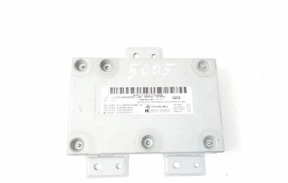 Mercedes-Benz E C207 W207 Head unit multimedia control A1729009302