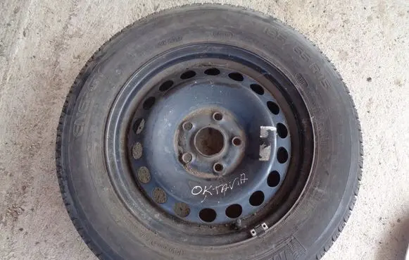 Skoda Octavia Mk2 (1Z) R15 spare wheel 19565R15