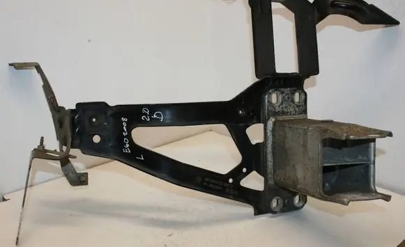 BMW 5 E60 E61 Side radiator support slam panel 7163484 51647163484 6935709