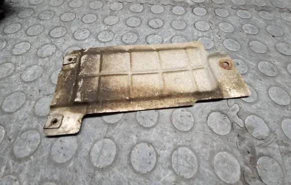 BMW X3 F25 Heat shield in engine bay 7241250