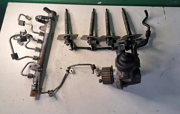Skoda Superb B6 (3T) Fuel injection system set 03L130277 03L130755 03L130089