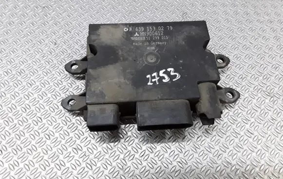 Mitsubishi Colt Glow plug pre-heat relay MN900612