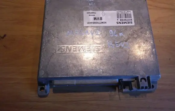 Renault Megane I Engine control unit/module S111730108B H0M7700864451 7700874461