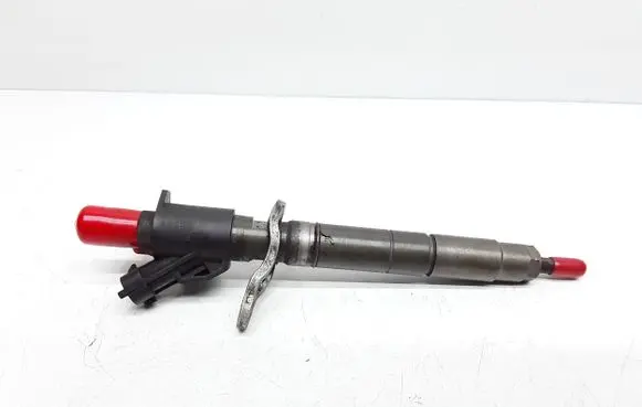 Volvo XC70 Fuel injector 31272690 0445116016
