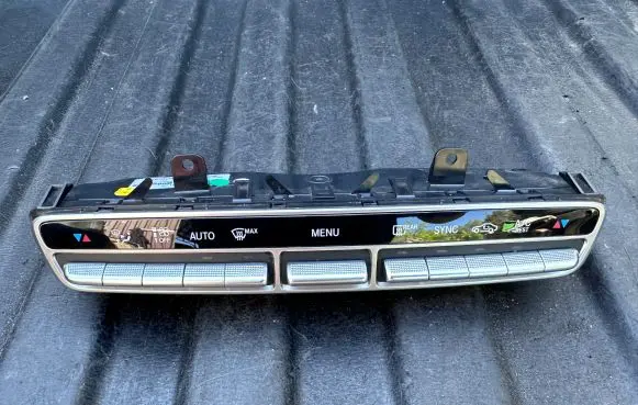 Mercedes-Benz E W213 Climate control unit A2139055107 A2C1115300002