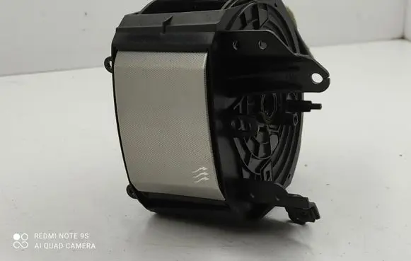 Jaguar XF X250 Dash center air vent grill 6620000