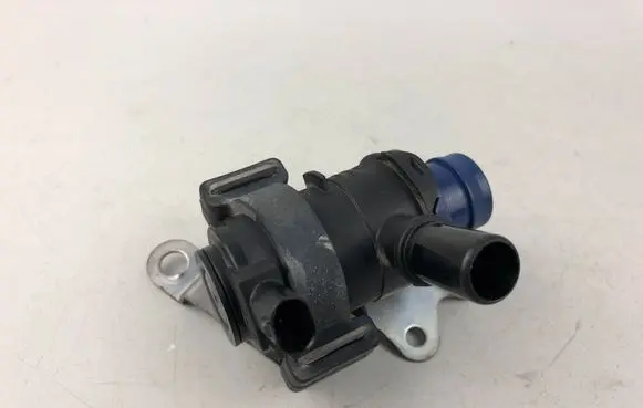 Mini Cooper Countryman F60 Electric auxiliary coolant/water pump 7441213