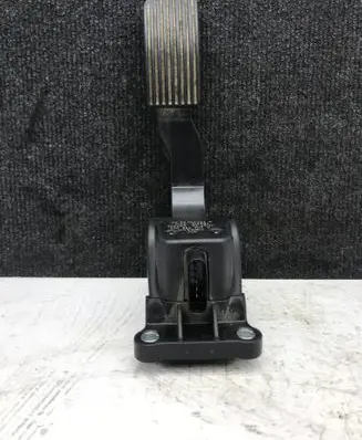 Volkswagen Crafter Accelerator throttle pedal A9063000304 0280755025