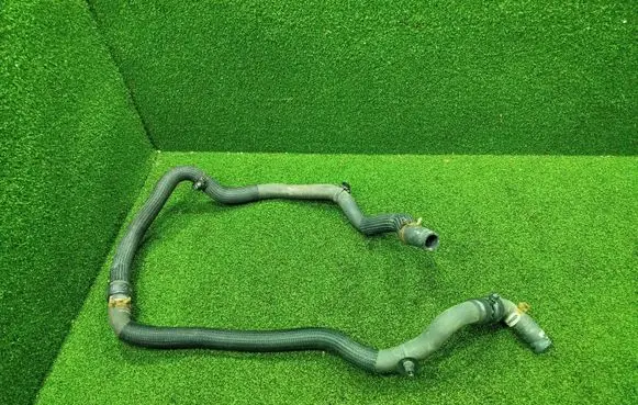 Renault Trafic III (X82) Engine coolant pipe/hose 924106155R 93456155