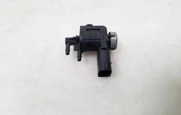 Audi A3 S3 8L Valve 1J0908283C
