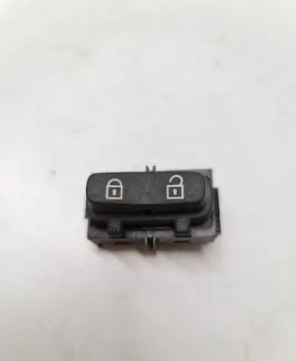 Volvo V70 Central locking switch button 30710476 SN50025073100862