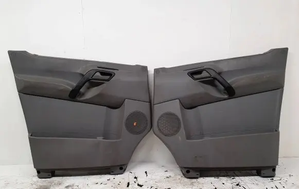 Volkswagen Crafter Front door card panel trim