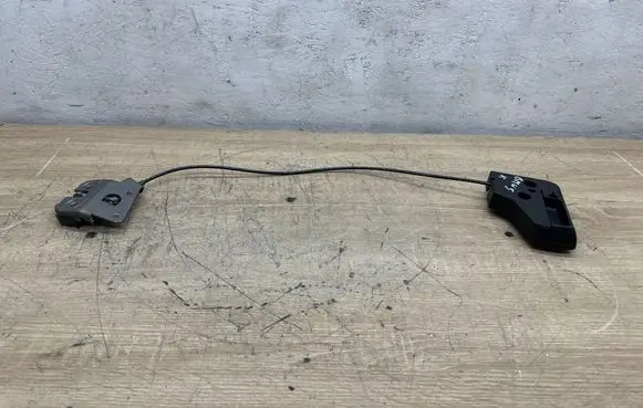 BMW 5 F10 F11 Seat back rest lock catch 7112863