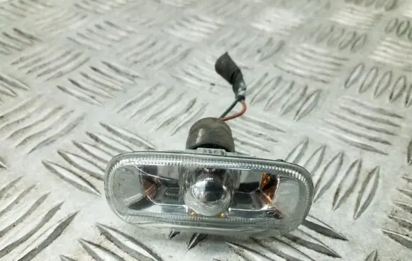 Audi A3 S3 A3 Sportback 8P Front fender indicator light 8E0949127