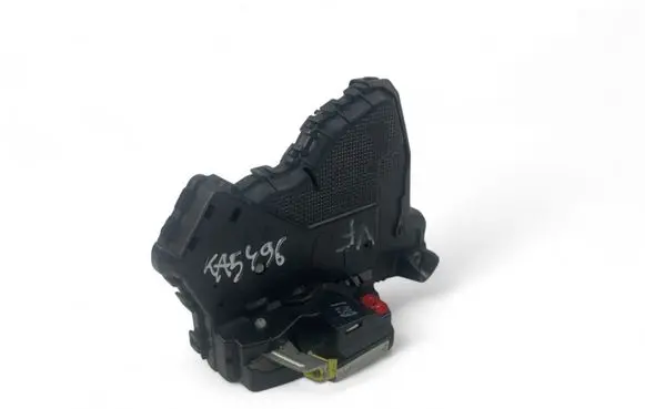 Toyota Auris 150 Coupe door lock (next to the handle) 6904002210
