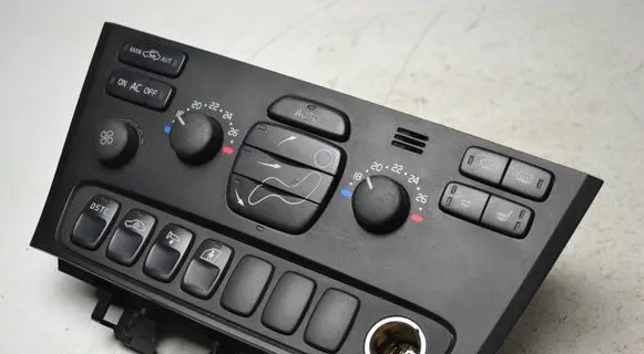 Volvo XC70 Climate control unit 