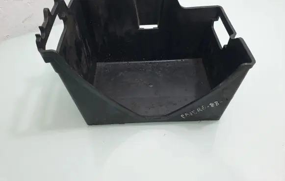 Mitsubishi Pajero Battery box tray 8203A004