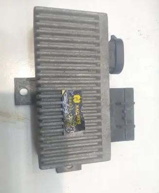 Renault Kangoo I Coolant fan relay 7700109860 BRE512