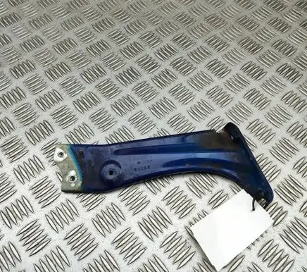 Skoda Octavia Mk3 (5E) Fender mounting bracket 5E0821142A