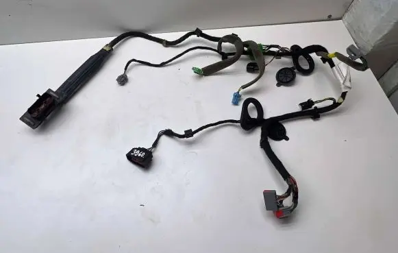 Volvo XC60 Front door wiring loom 31318696 31318656