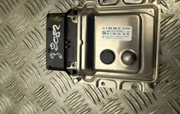 Mercedes-Benz V Class W447 Other control units/modules A0009004213
