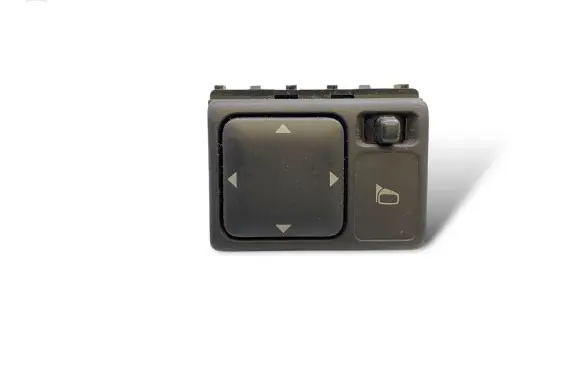 Wing mirror switch