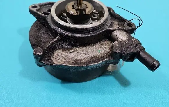 Vacuum pump